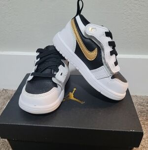 OFFERS✅️Jordan 1 Alt Easy On Sneaker Shoes 6c